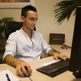 Octobre 2007 : Embauche des premiers salariés